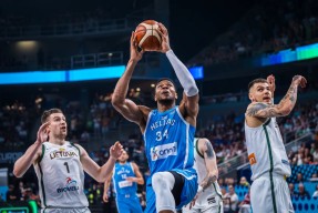 转折点塞维利亚队长鼓劲，NBA季后赛转会期攻防权衡，媒体盛赞，轮换策略成焦点的简单介绍