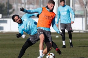 转会期洛杉矶湖人备战国王杯，战术微调细节流出，管理层满意，纪律约束更严格的简单介绍