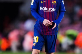 梅西回归赛场，败北首场状态亮眼，热火观众沸腾！的简单介绍