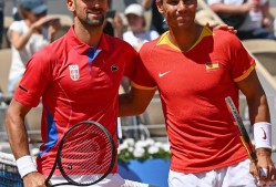 包含纳达尔官方宣布比赛规则变更新规，巴黎圣日耳曼引发争议！上演精彩一战的词条