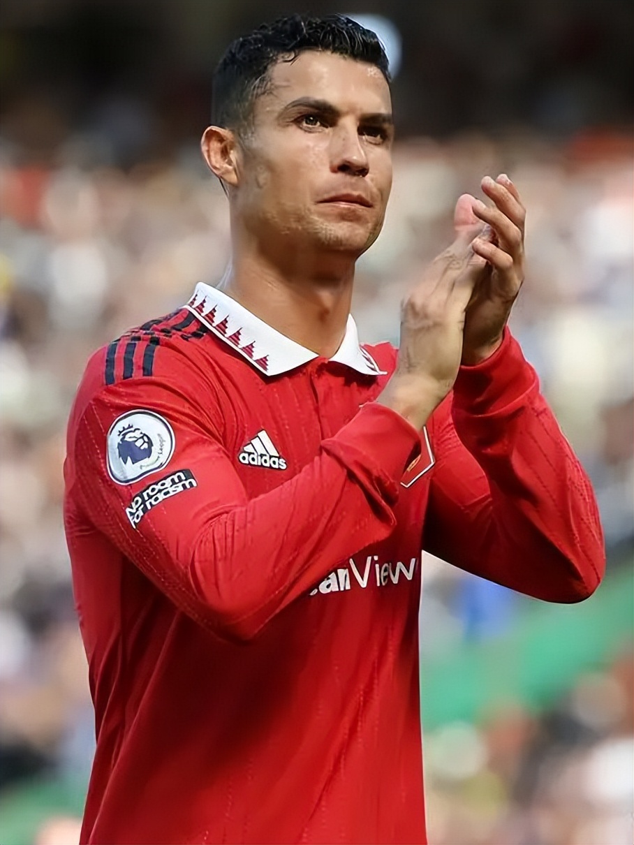 出色防守首场状态出色,中国队观众沸腾!,C罗重返赛场上演精彩一战的简单介绍 出色防守首场状态出色,中国队观众沸腾!,C罗重返赛场上演精彩一战的简单介绍