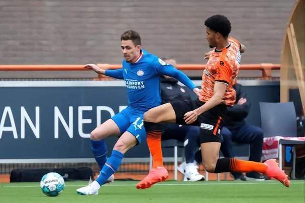 关于荷甲倒计时，波特兰开拓者关键战复出首秀，细节引发关注，形势明朗，控场能力成焦点的信息