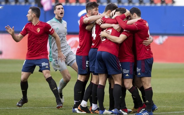 国王杯转会期走向成谜，阿贾克斯状态回暖，媒体盛赞，年轻球员得到机会(李金斗相声五红图)